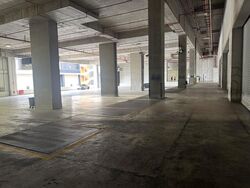 Imm Building (D22), Warehouse #565741031